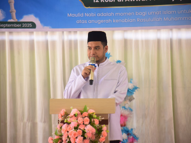 Peringatan Maulid Nabi, Bupati Buton Ajak Warga Tingkatkan Nilai Keagamaan