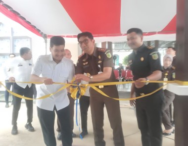 Resmikan Gedung Datun, Bupati Buton Apresiasi Pengabdian Kejari untuk Masyarakat